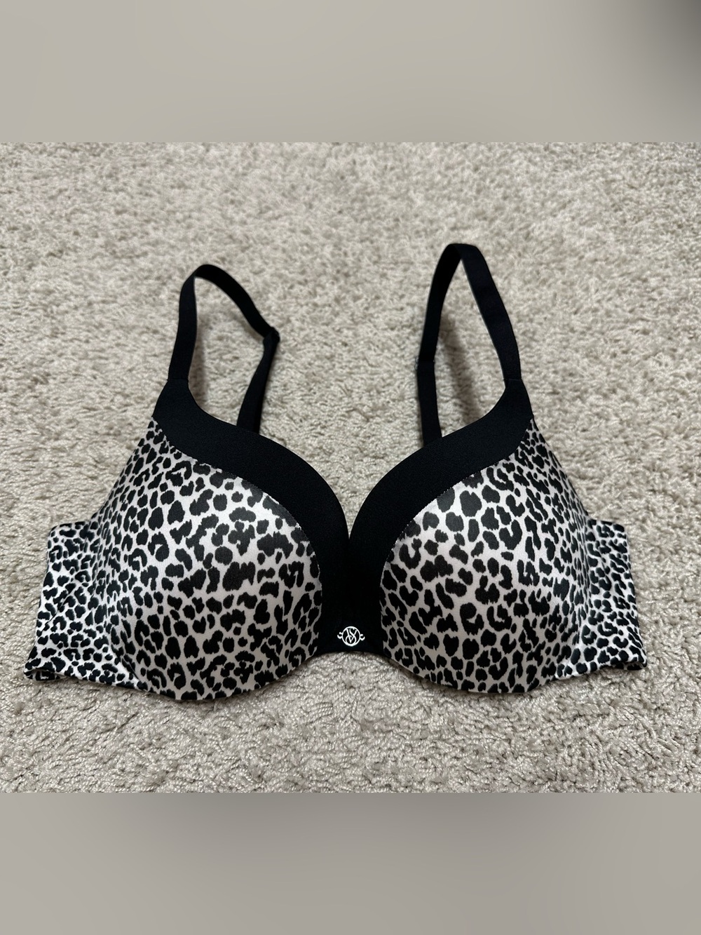 Victoria’s Secret Very Sexy push-up bra